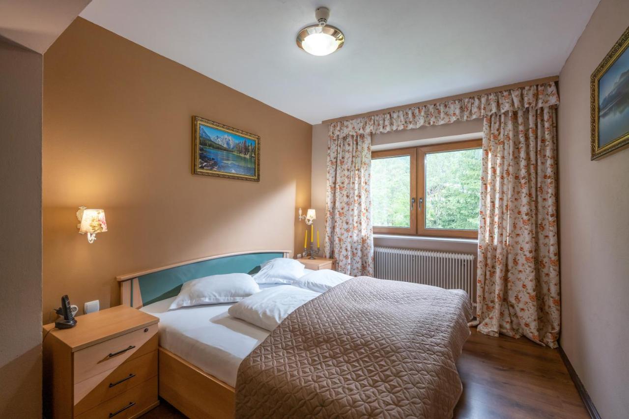 Alpenhotel Edelweiss Maurach  Bagian luar foto
